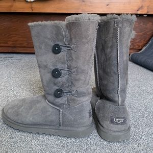 UGG 3 button boots